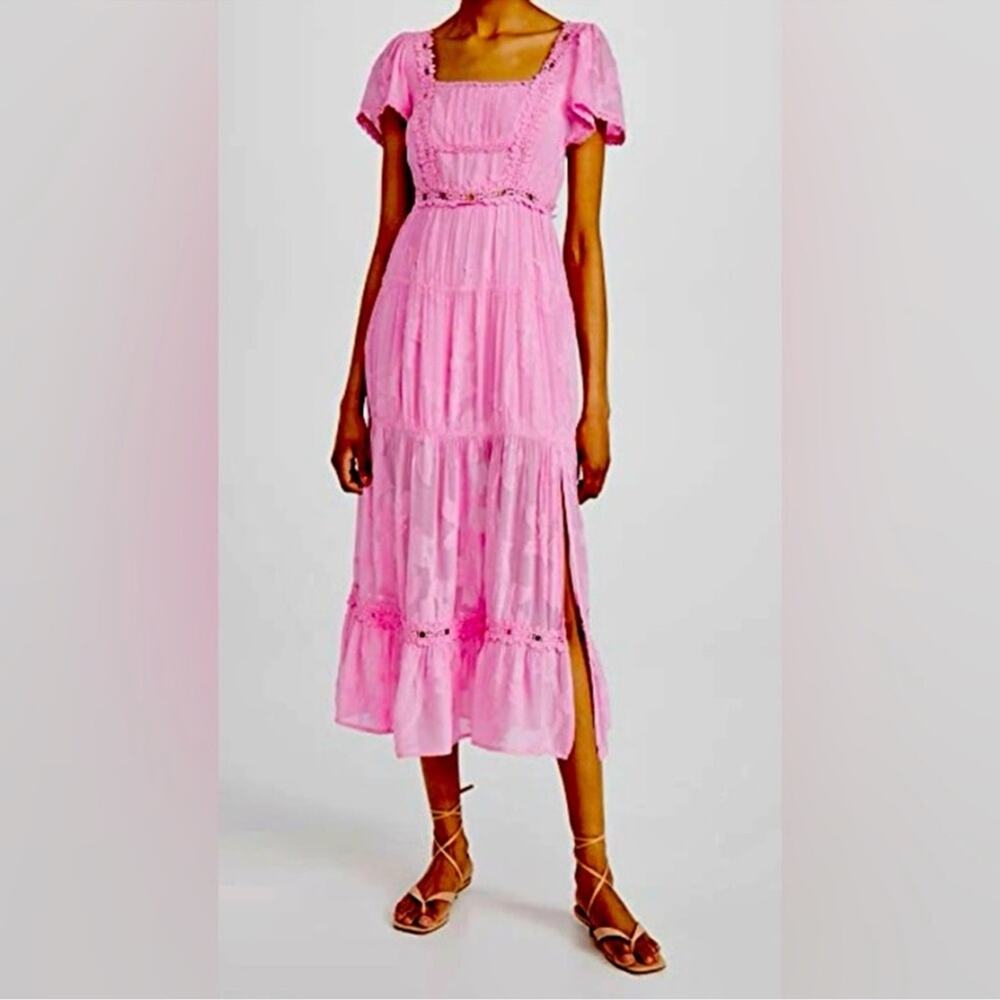 RAHI Lily Pink Floral Midi Dress Size Small